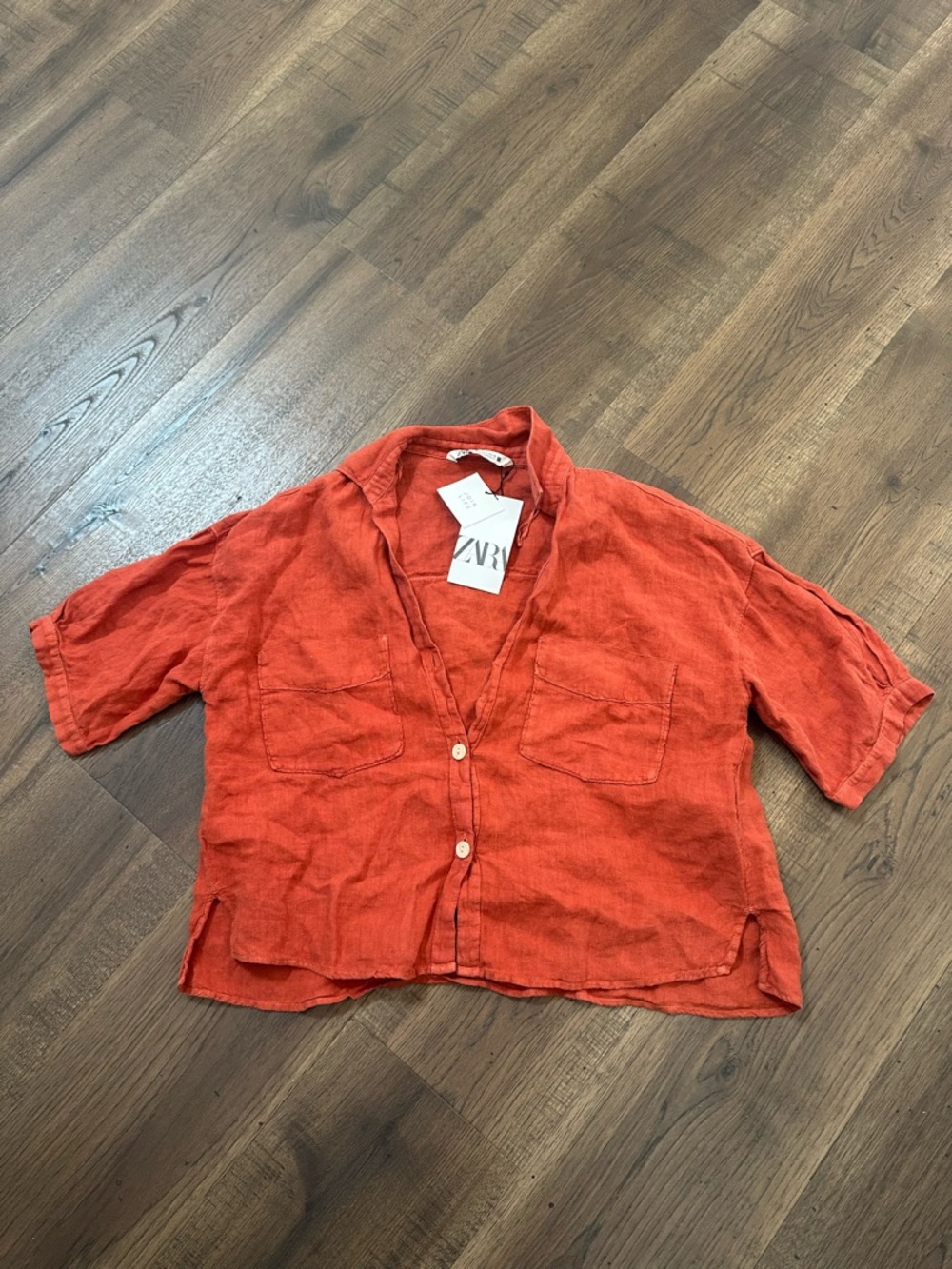 Zara Terez Linen Button-Front Cropped Blouse in Rust Orange